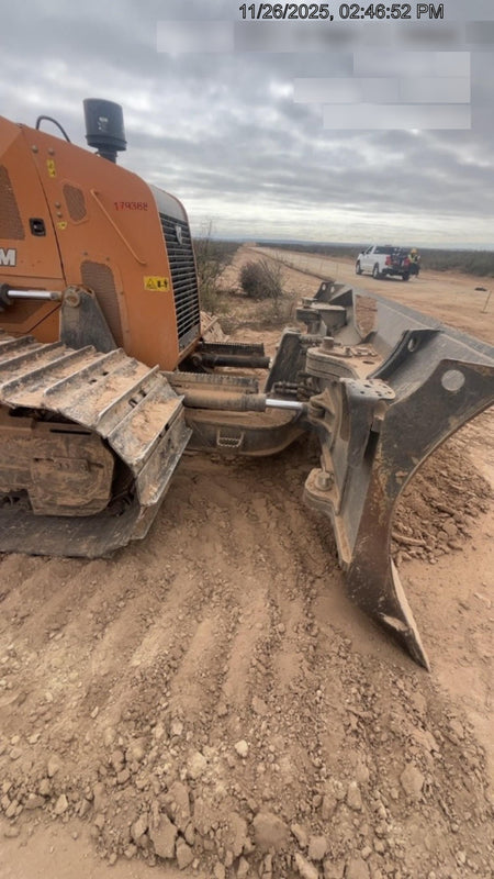 2021 CASE 2050M