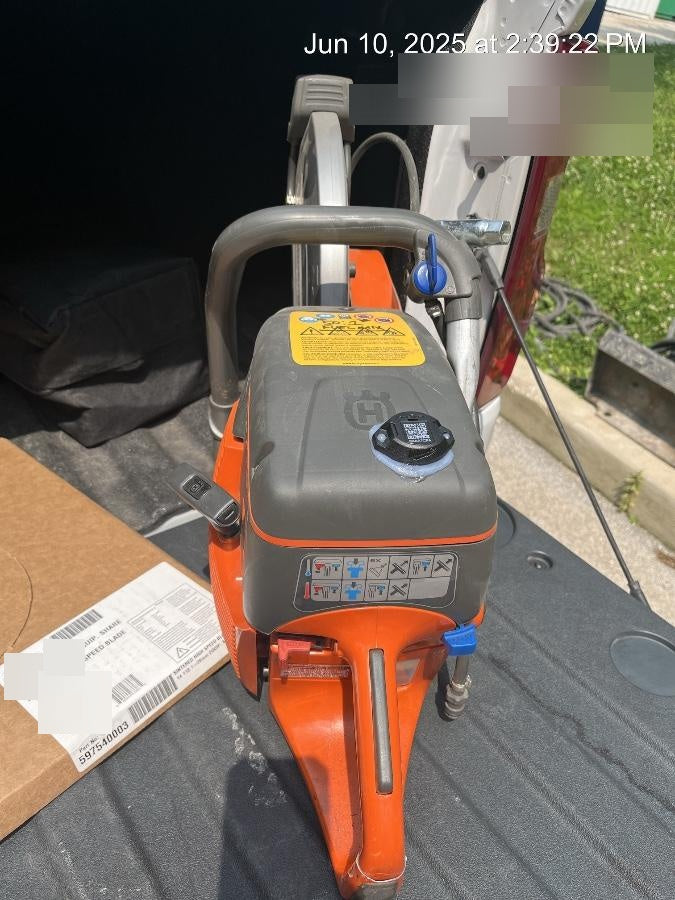 2022 DEWALT D25481