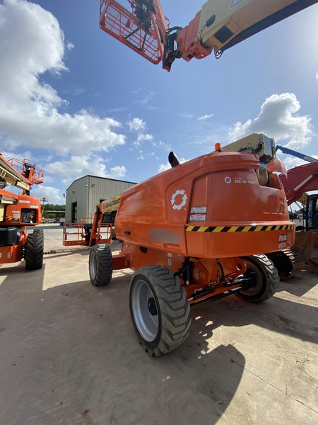 2022 JLG 660SJ