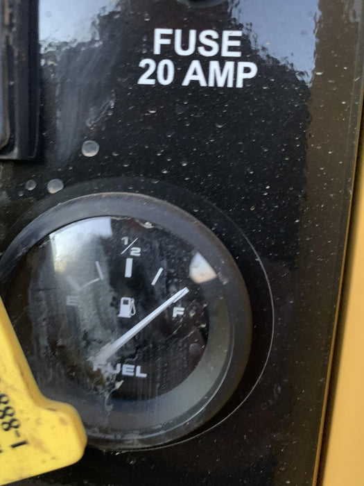 2021 VAC-TRON LP573XDT