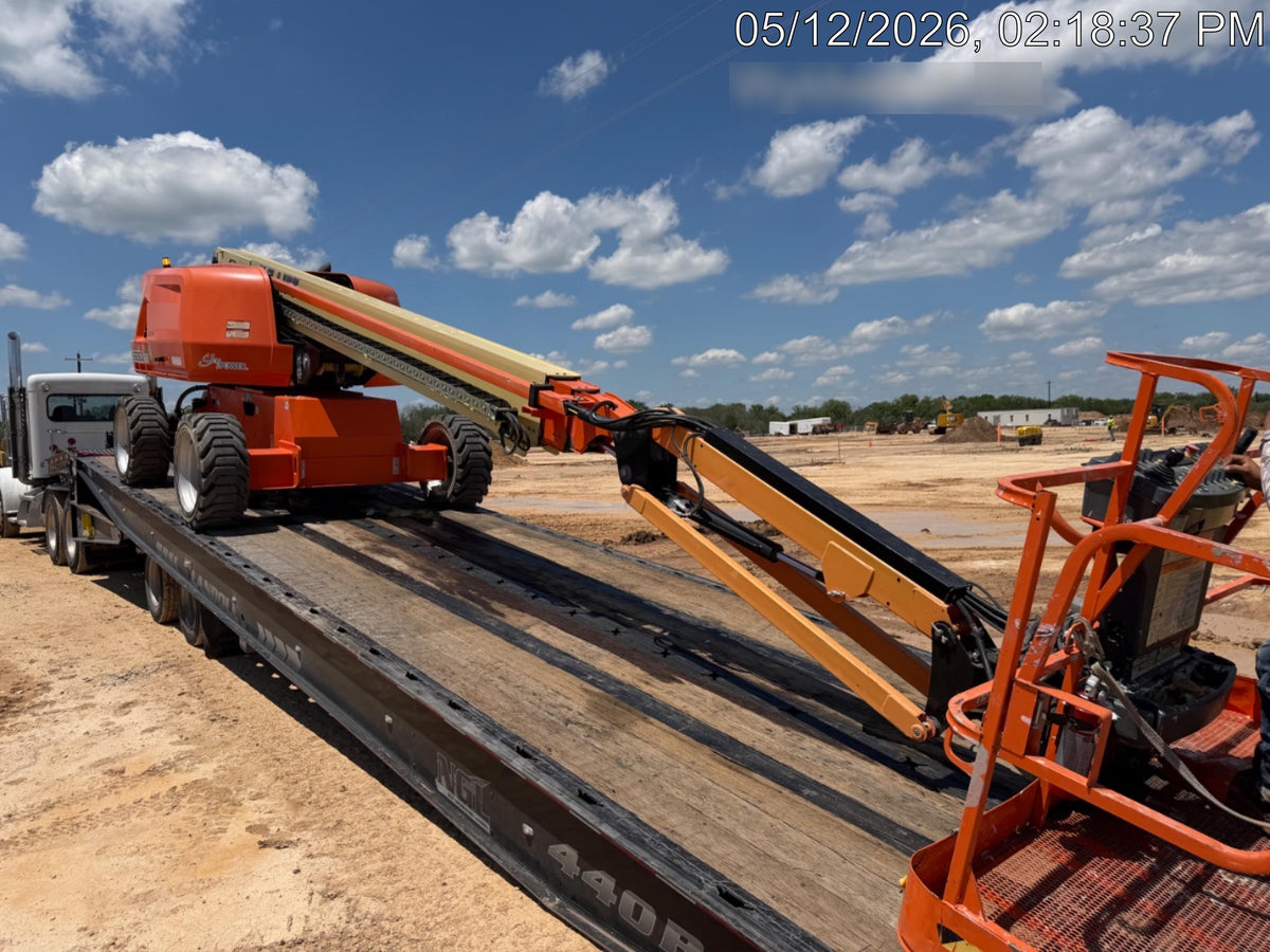 2023 JLG 660SJ