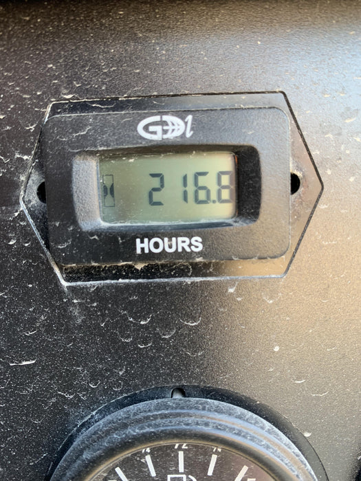 2021 Lincoln Electric Vantage 322 Vantage 322 Ready Pak 3 w/ Decals, ORANGE (includes trailer, cable rack, fender light kit) NO Telematics