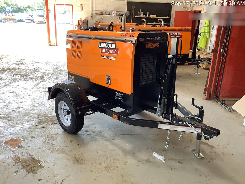 2021 Lincoln Electric Vantage 322 Vantage 322 Ready Pak 3 w/ Decals, ORANGE (includes trailer, cable rack, fender light kit) NO Telematics