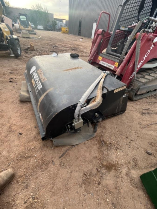 2020 PALADIN Sweepster SB72