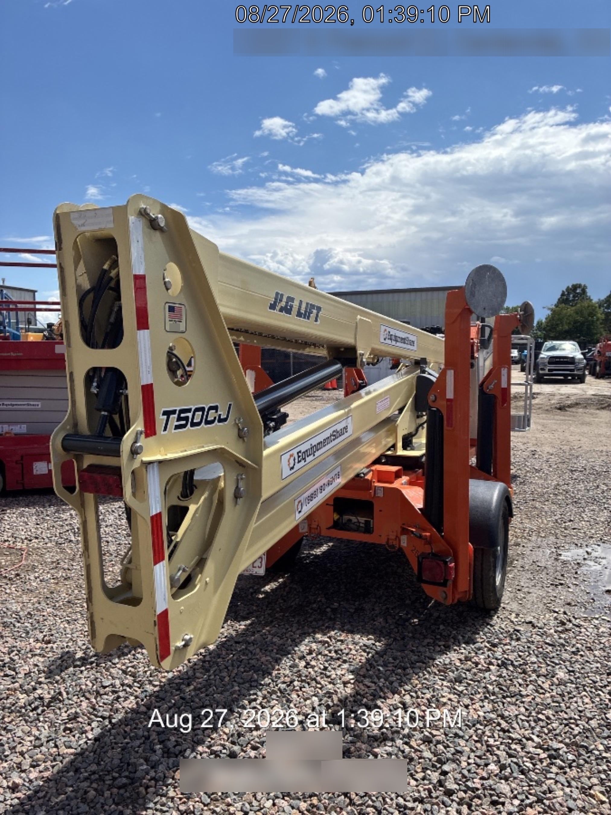 2022 JLG T500J