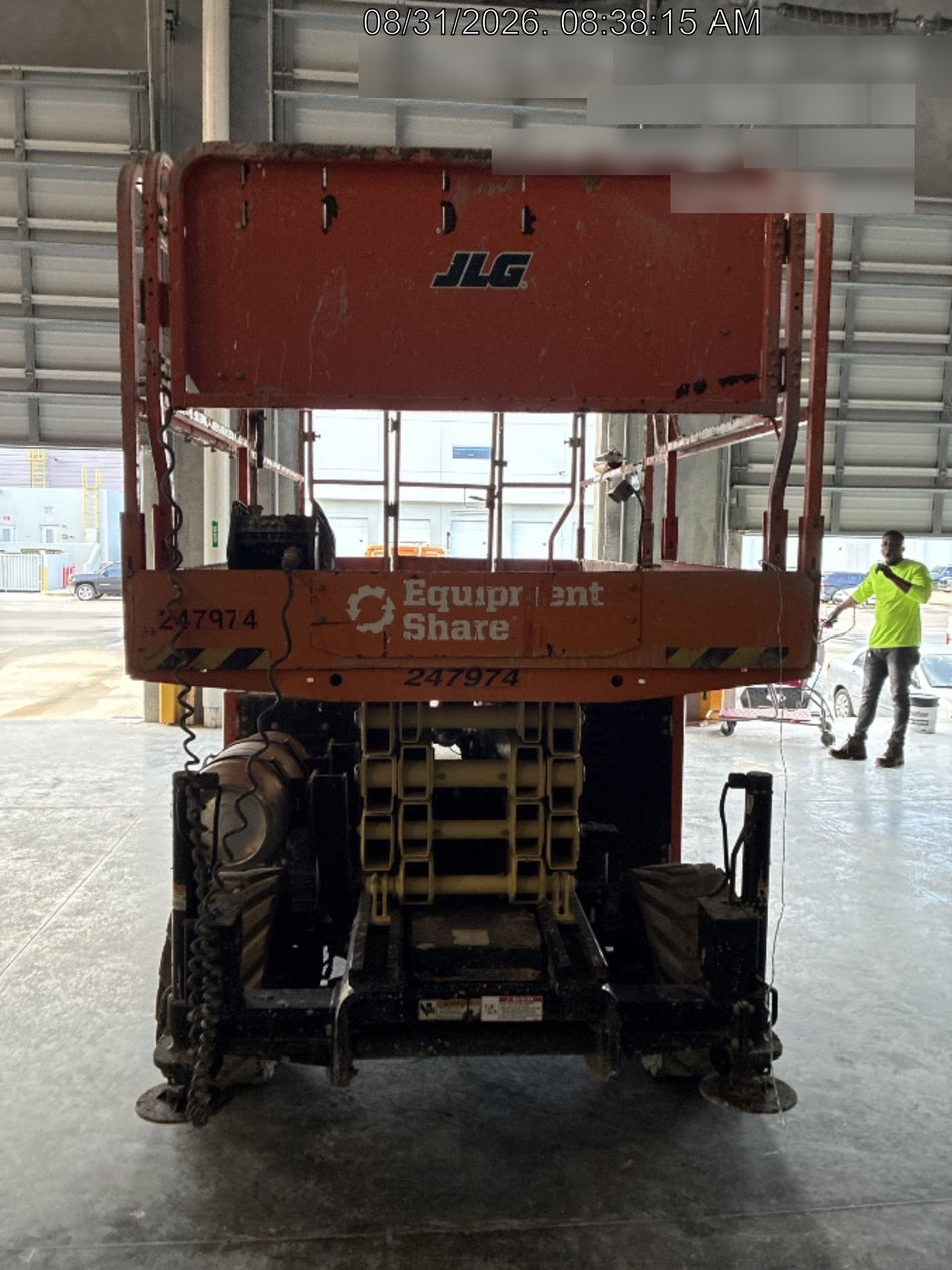 2022 JLG RT3369