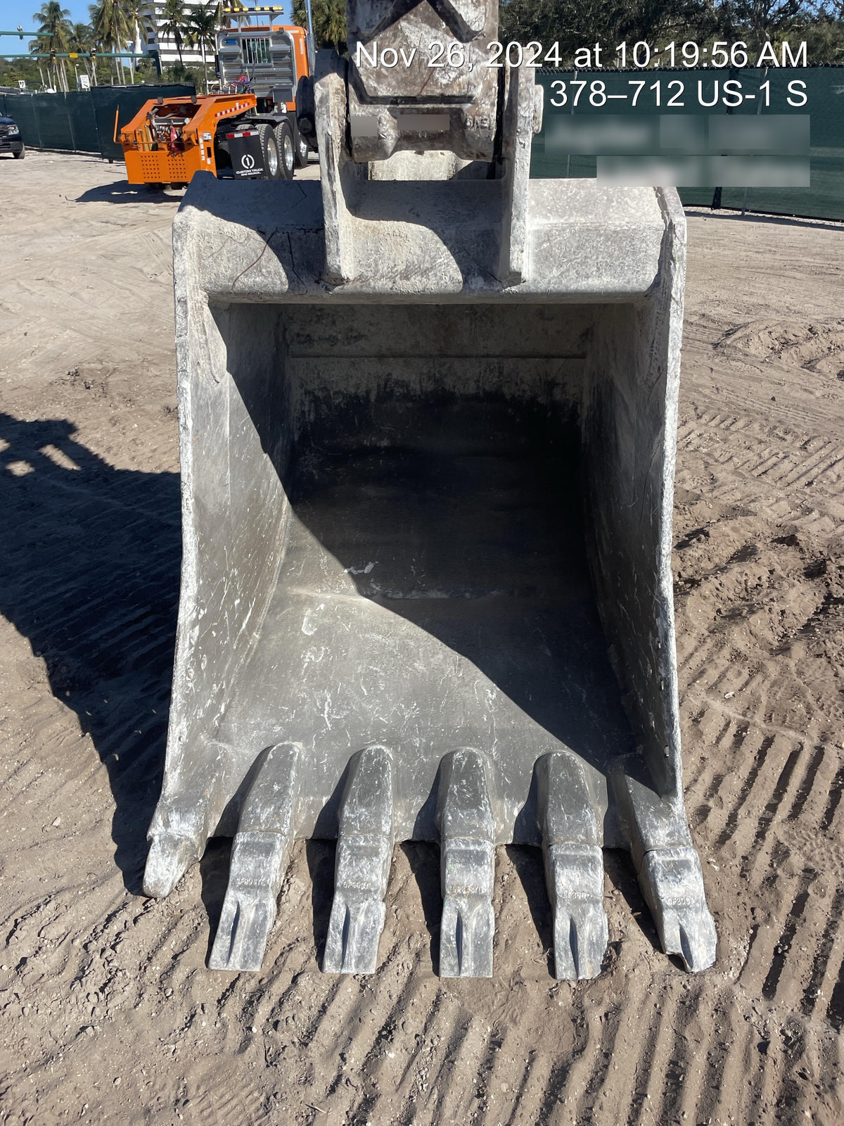 2016 CASE 48" Bucket - Case