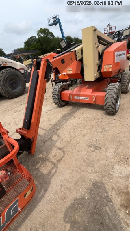 2021 JLG 340AJ