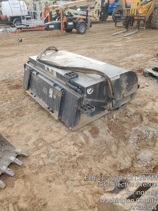 2021 PALADIN Sweepster SB72