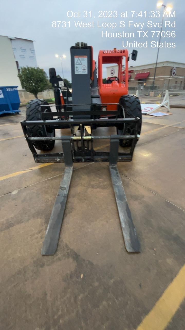 2023 SKYTRAK 8042