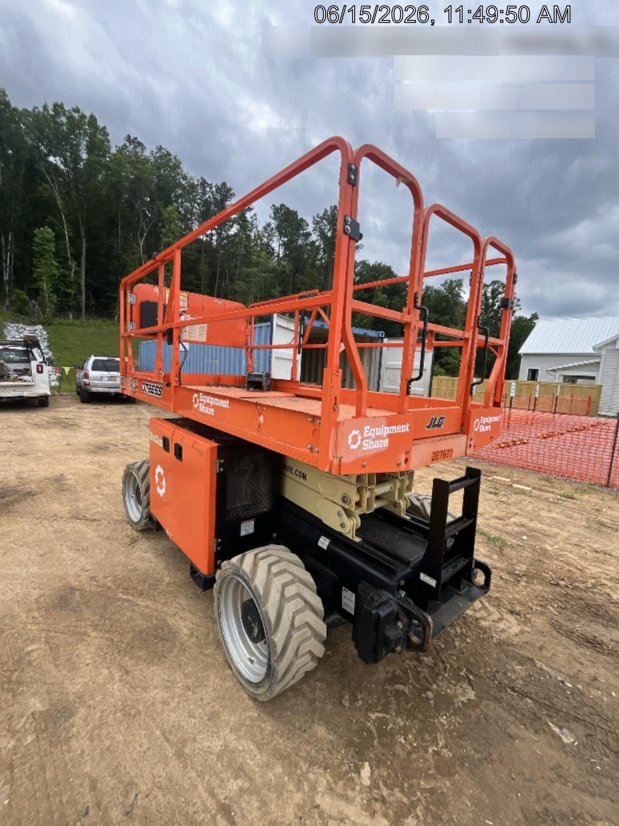 2022 JLG RT2669