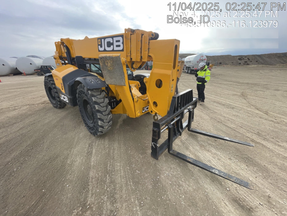 2023 JCB 512-56
