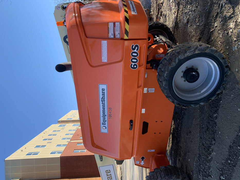 2020 JLG 600S
