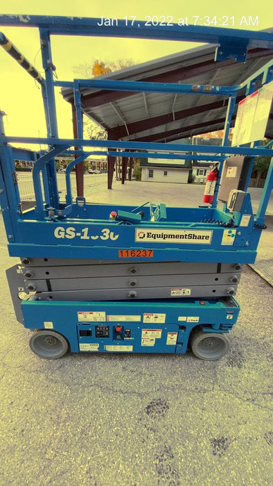 2020 Genie GS-1930 Solid Non Marking Tires, Beacon, Folding rails with half height swing gate