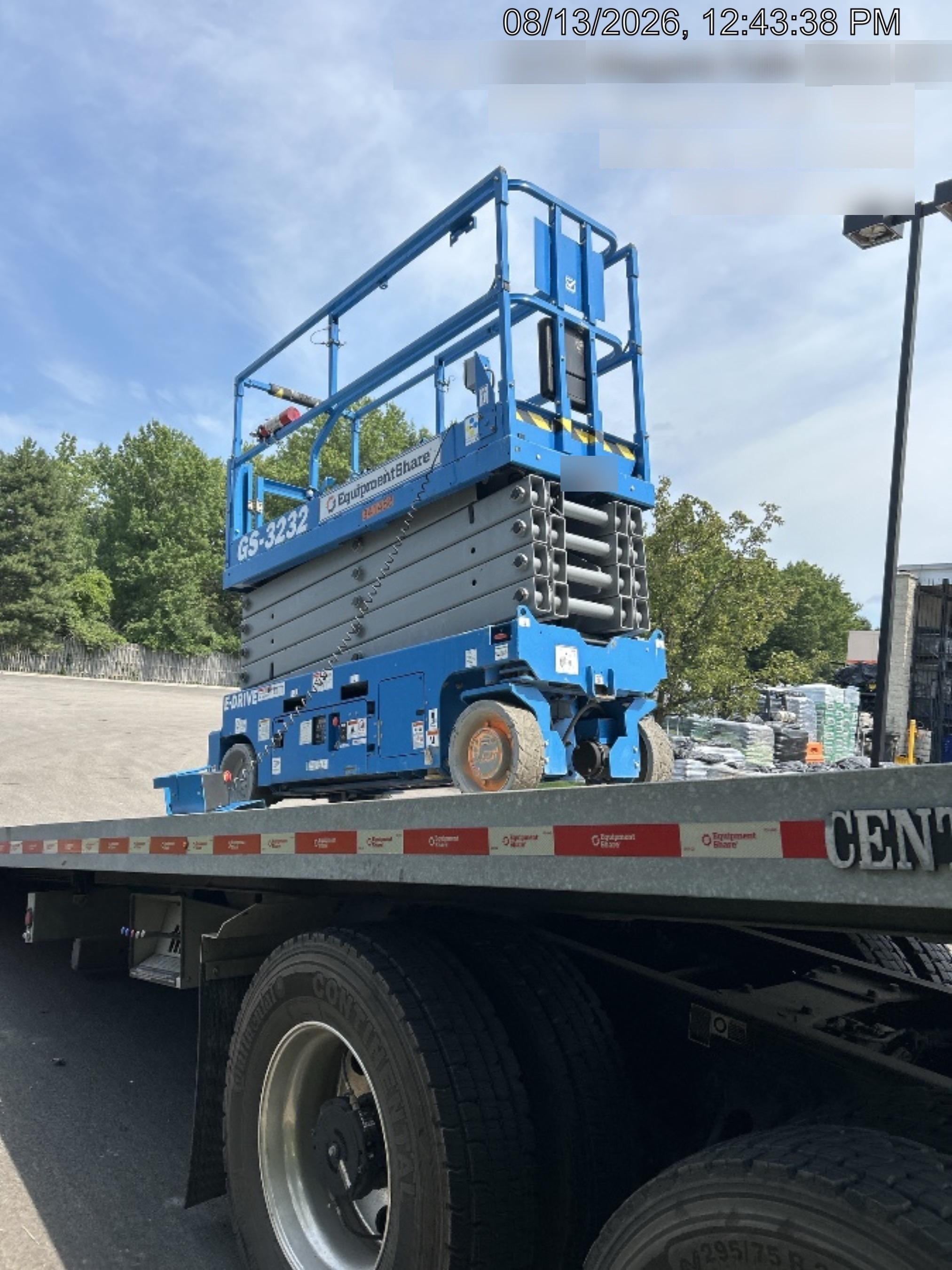2023 GENIE GS-3232