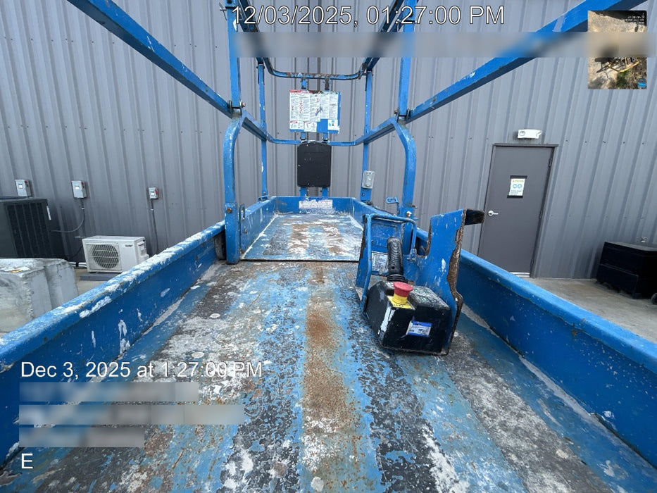 2017 Genie GS-3232 32' Narrow Scissor Lift