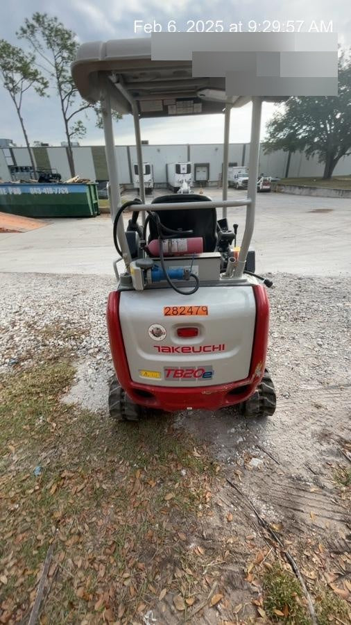 2022 TAKEUCHI TB20e