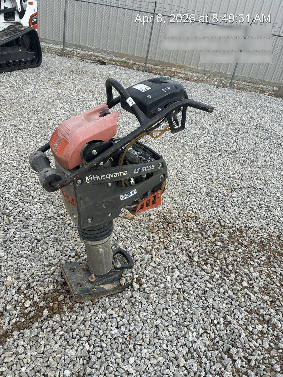2024 HUSQVARNA LT5005