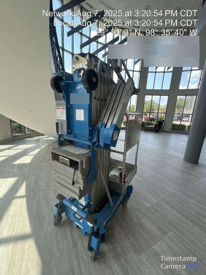 2019 GENIE AWP-30S