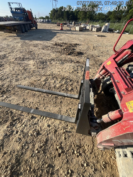 2026 ARROW MATERIAL HANDLING 72" Pallet Forks - Arrow