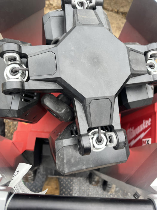 2022 MILWAUKEE MXF041-1XC