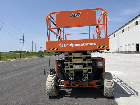 2023 JLG RT4394
