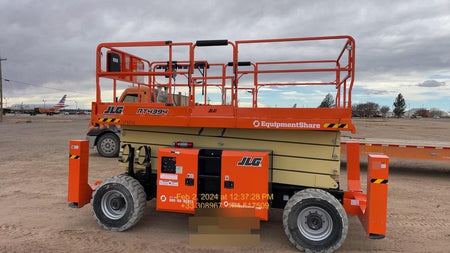 2023 JLG RT4394