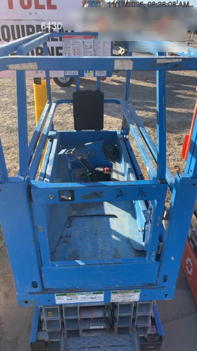 2020 Genie GS-1930 Solid Non Marking Tires, Beacon, Folding rails with half height swing gate