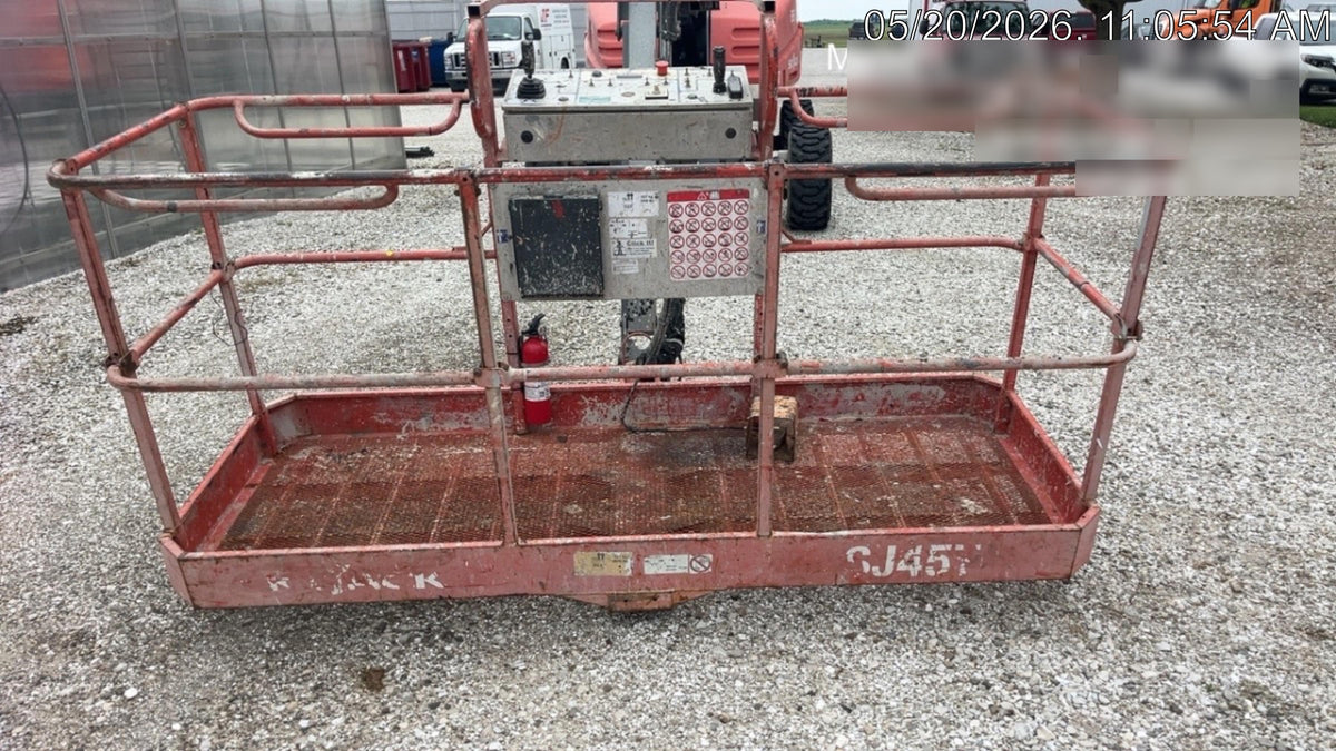 2017 SKYJACK SJ45T+