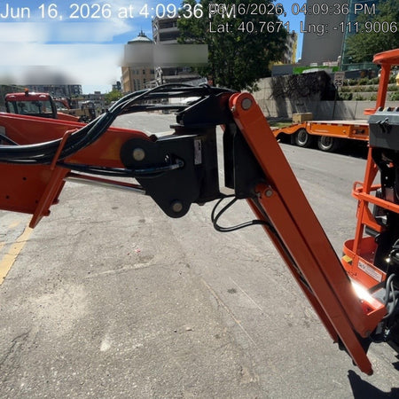 2023 JLG E300AJP