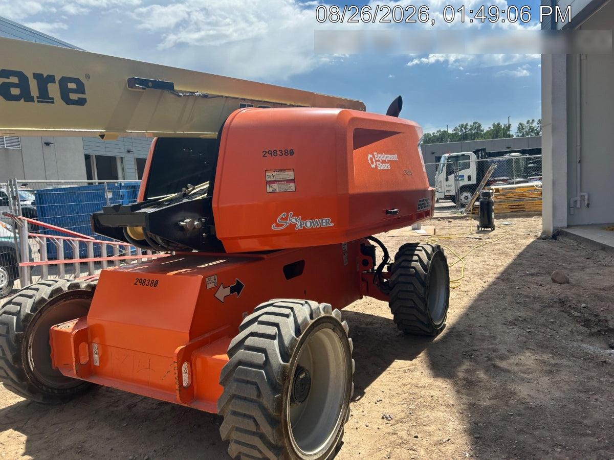 2023 JLG 660SJ