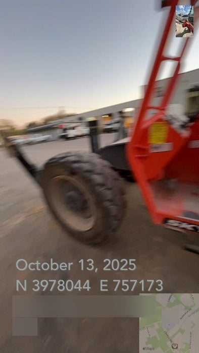 2021 JLG 1075