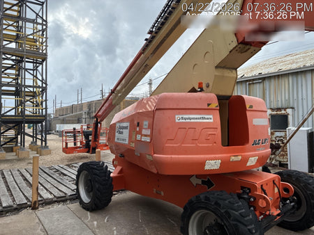 2019 JLG 800AJ