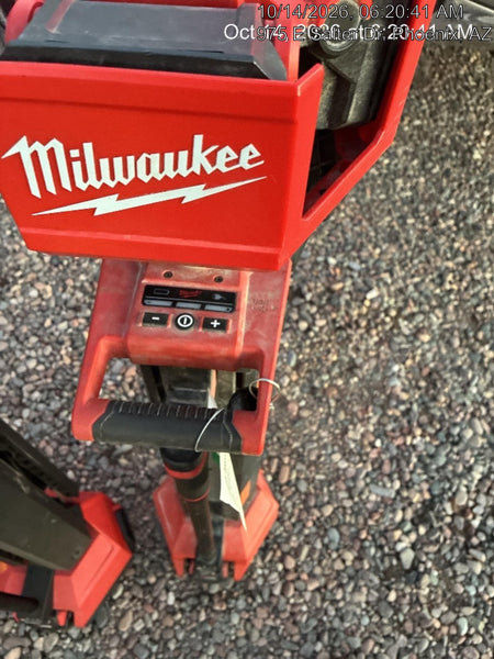 2022 MILWAUKEE 2136-20