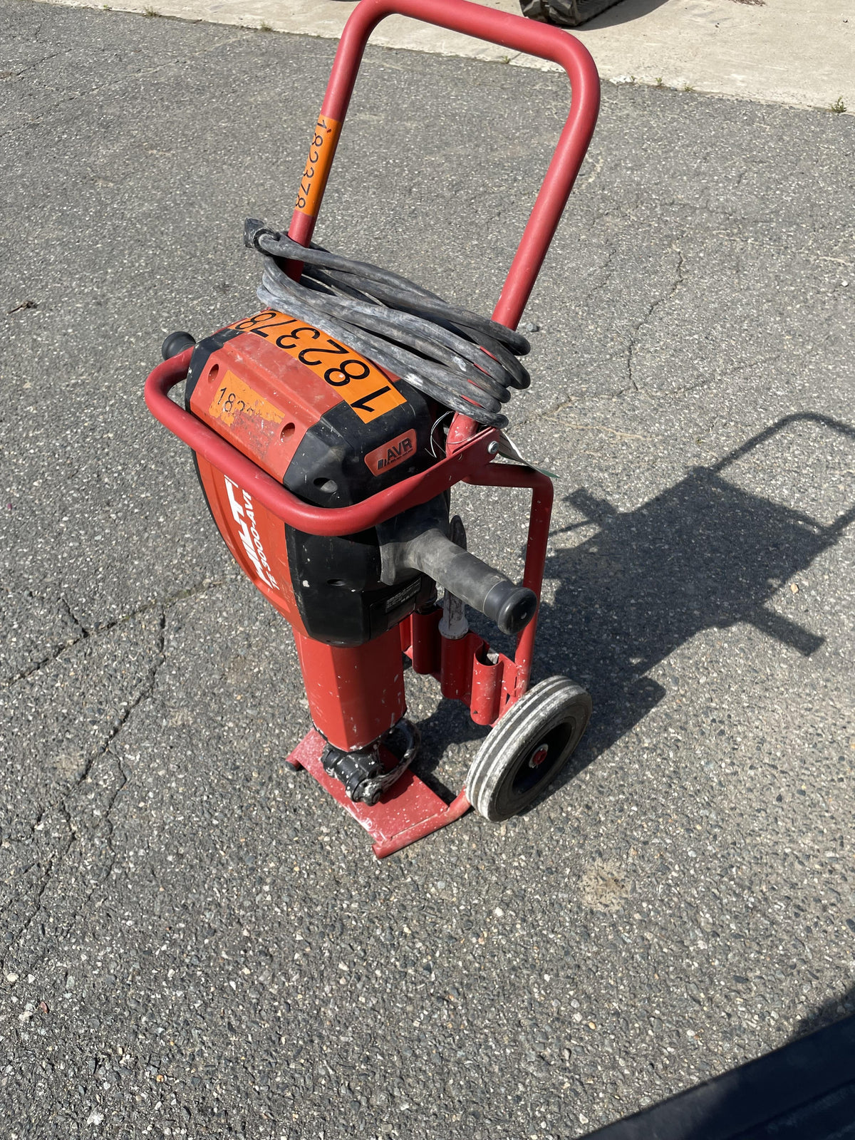 2021 HILTI TE 3000-AVR