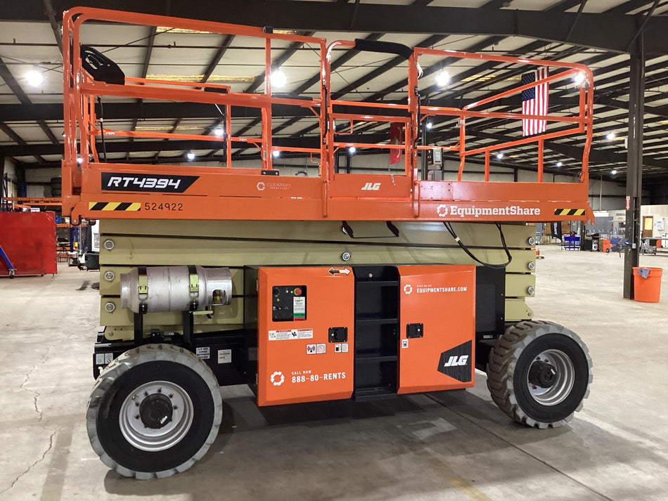 2025 JLG RT4394
