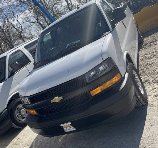 2023 CHEVROLET Express Van - Rental
