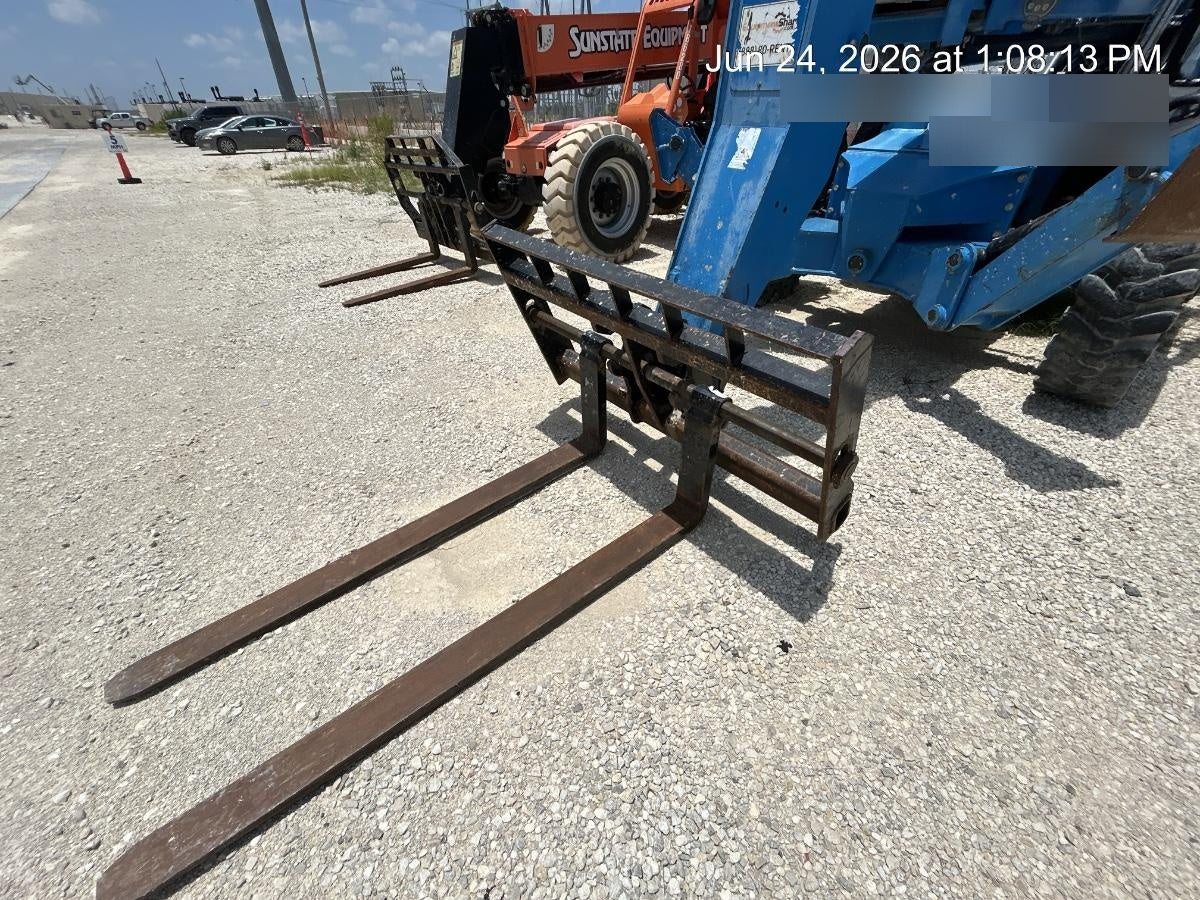 2017 Genie GTH-1056 Genie GTH1056, Solid Tires, 60" carriage, Open ROPS