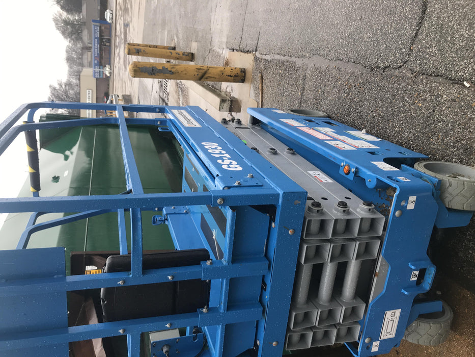 2019 Genie GS-1930 Fixed rails with chain Entry