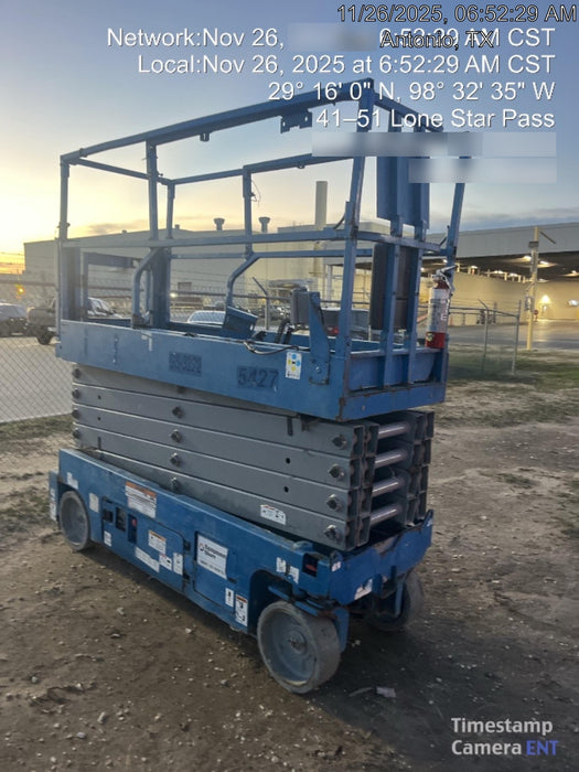 2017 Genie GS-3232 Genie GS3232 Narrow 32' Scissor Lift