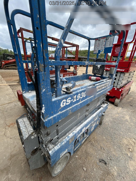 2019 Genie GS-1930 Fixed Rails with Chain Entry