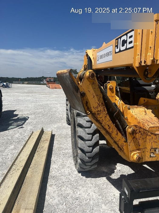 2019 JCB 512-56 Canopy, 74 HP, Solid Tires, STD Worklight, Beacon, Aux Hydraulics, Lifting Eye, Back up Alarm 66" Carriage, 60" Forks
