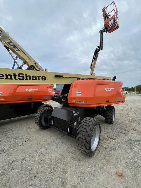 2023 JLG 660SJ