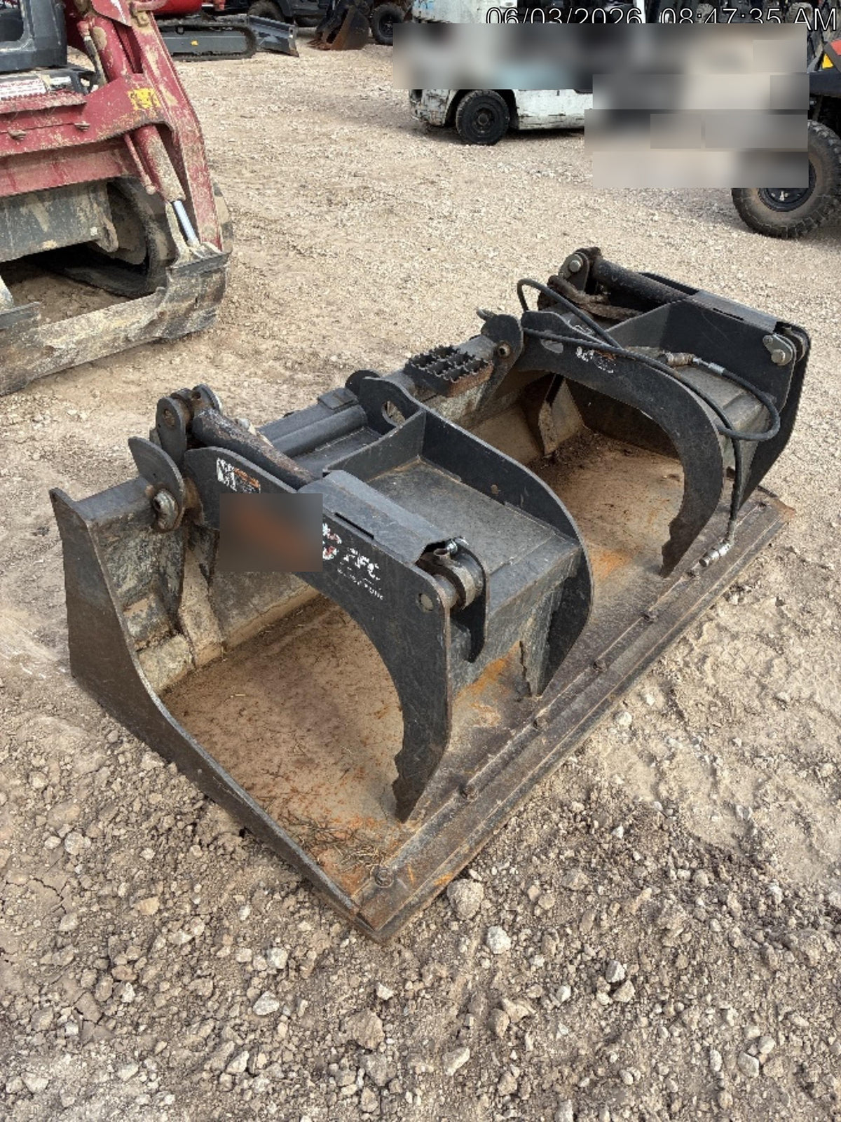 2019 PALADIN 76" Scrap Grapple Bucket - Paladin