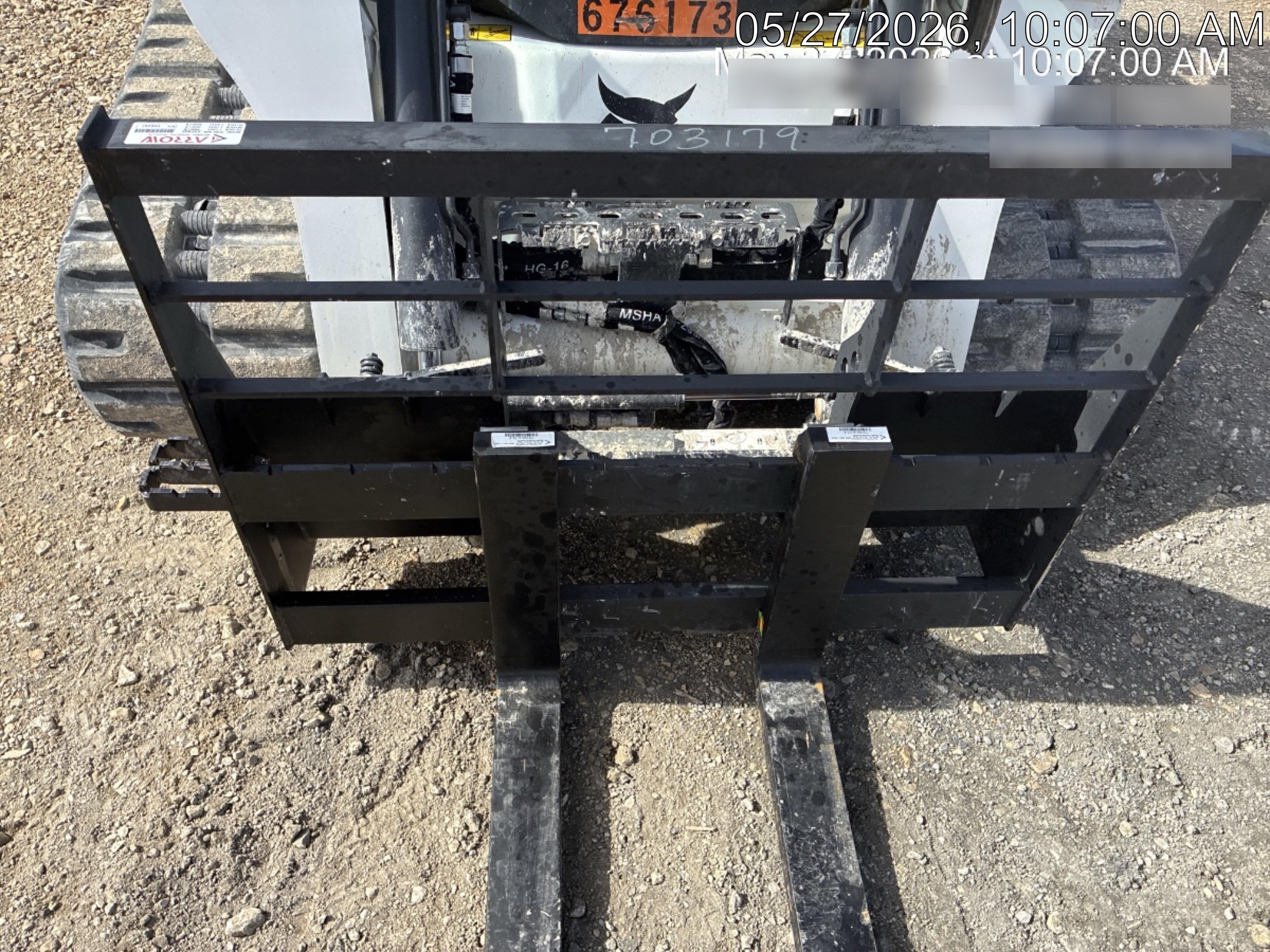2025 ARROW MATERIAL HANDLING 48" Pallet Forks - Arrow