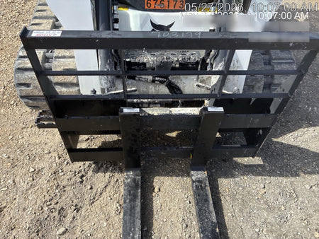 2025 ARROW MATERIAL HANDLING 48" Pallet Forks - Arrow