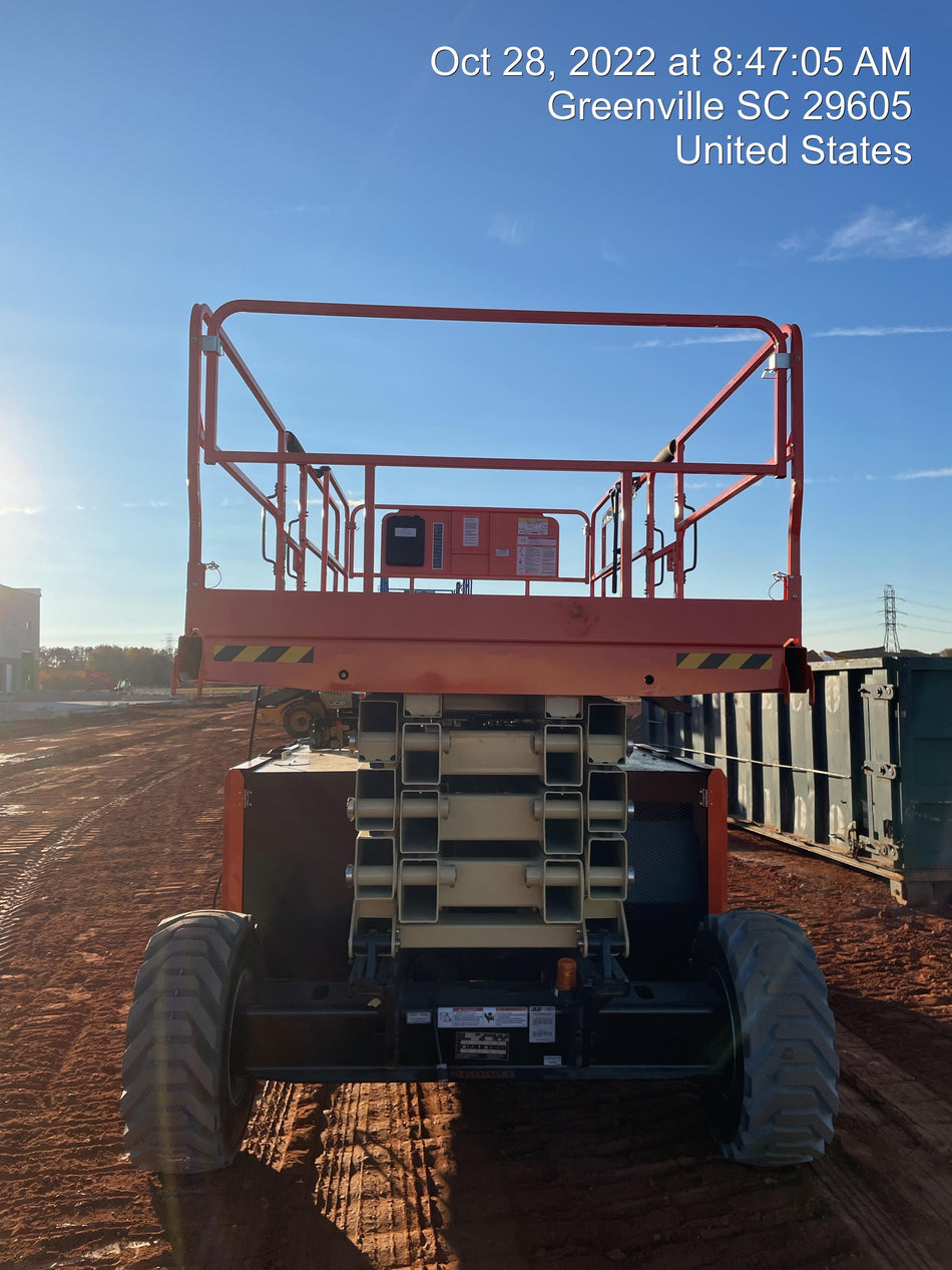 2022 JLG 4394RT