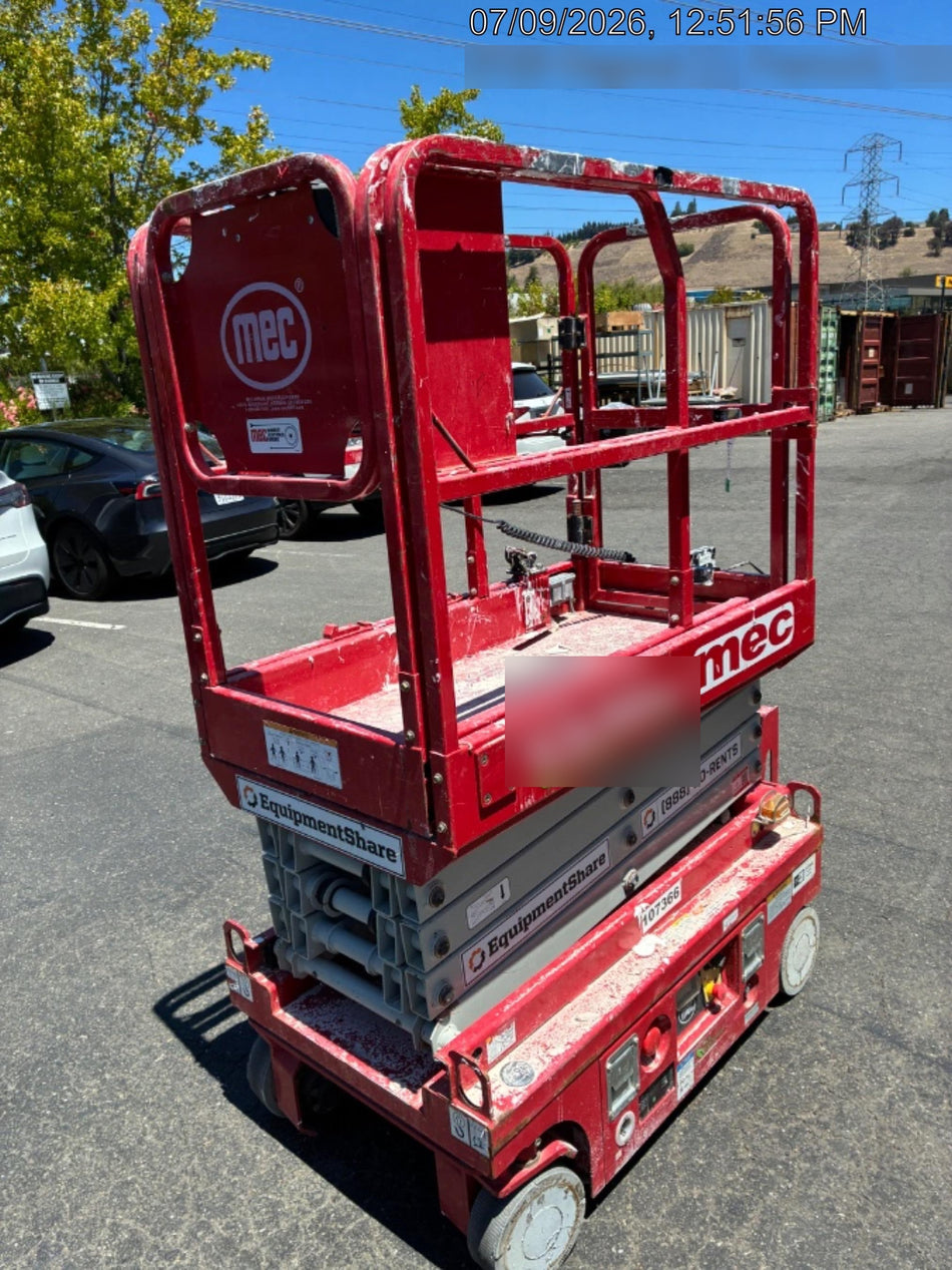 2020 MEC 1330SE Solid NM Tires, Steel Swing out Doors, LCS, Beacon, 900W Inverter