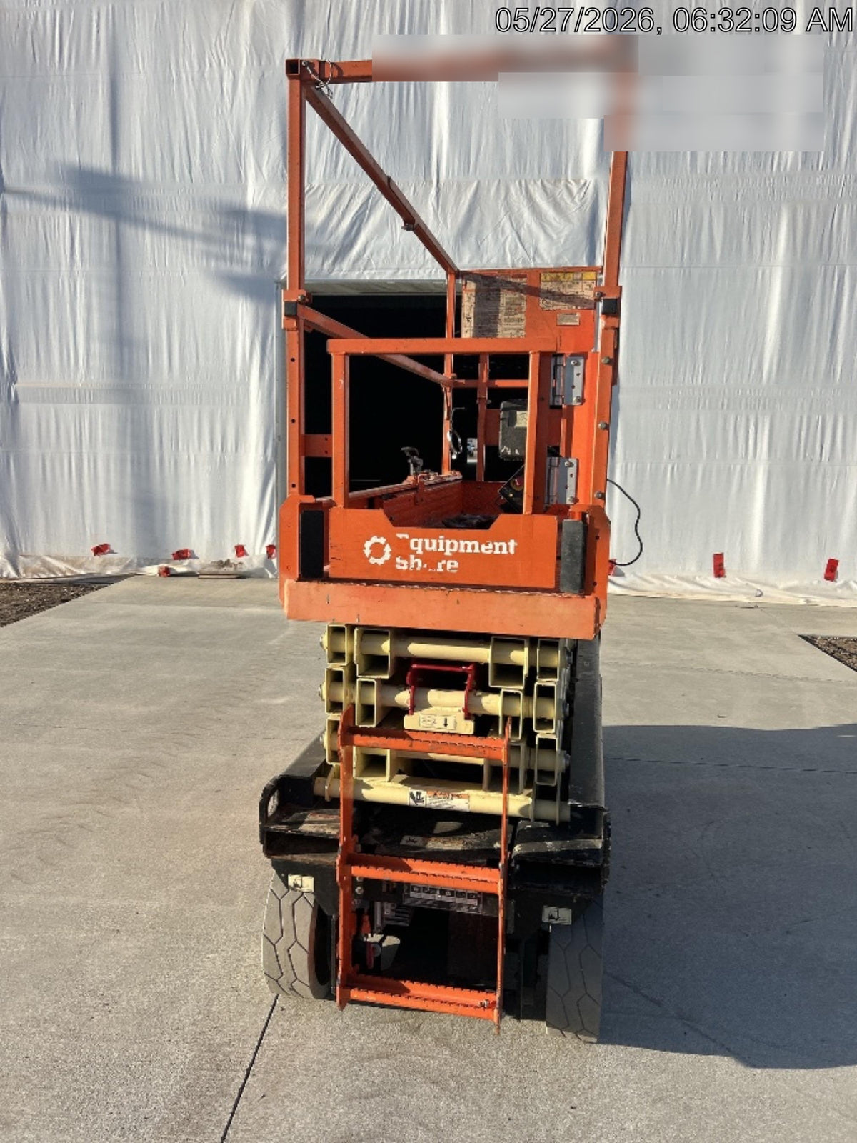 2022 JLG ES2632