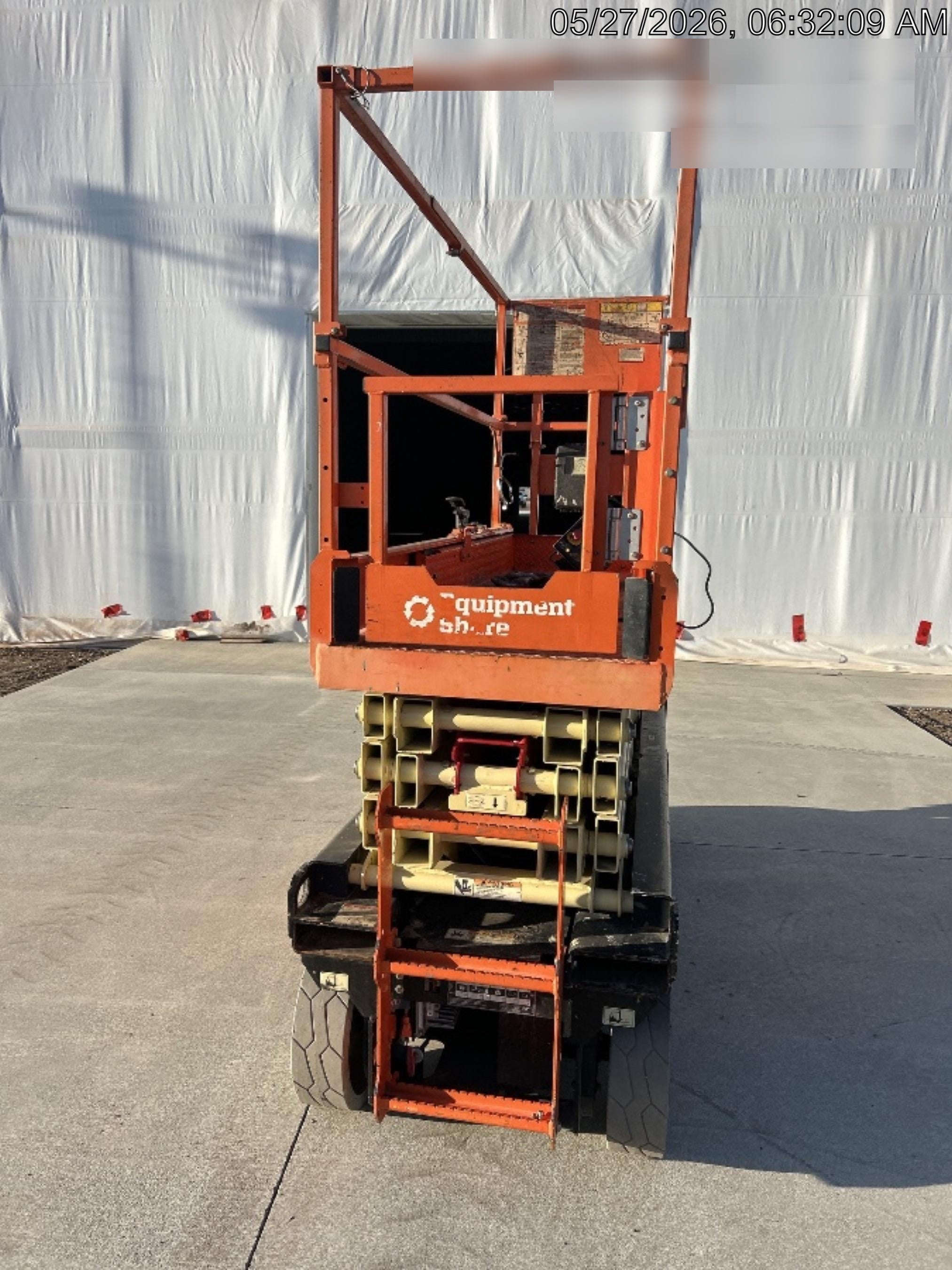 2022 JLG ES2632